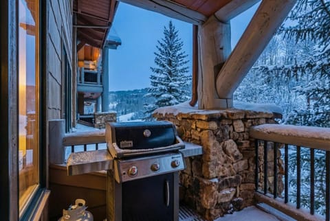 Beaver Creek Resort Slopeside Views Ski In Out House in Edwards