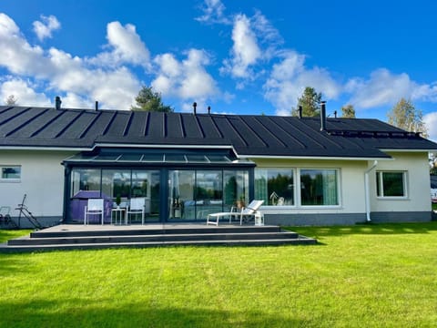 Four bedroom Arctic Harmony Home Apartment in Rovaniemi