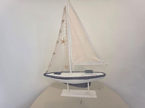 The Blue Sapphire 3BR 3BA Luxury Lakefront Home on Mineola Bay Stunning Views on Chain O Lakes House in Fox Lake