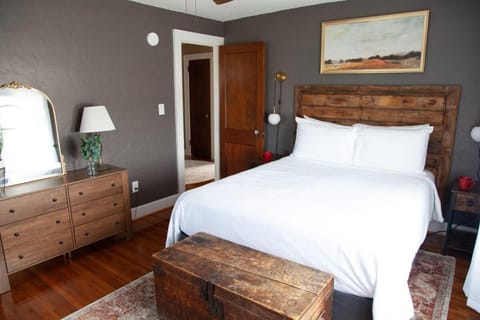 The View on Seneca Hot Tub Fire Pit Lake Views House in Fayette