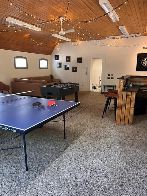 Communal lounge/ TV room