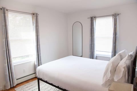 Heron Hideaway Game Room within walking distance to HWS & Seneca Lake House in Geneva