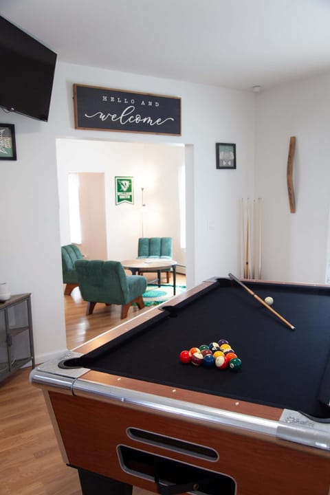 Heron Hideaway Game Room within walking distance to HWS & Seneca Lake House in Geneva