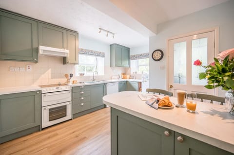 Mount Pleasant Farm, Dunwich House in Dunwich