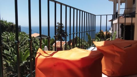 Property building, Balcony/Terrace, Sea view