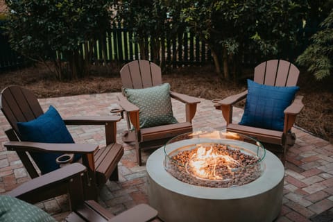 Briarwood Cottage Hot Tub Putt Putt Games House in Aiken