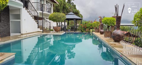 Rancho San Diego Los Faroles Lujo Villa in State of Mexico