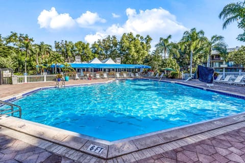 Sandy Shores Apartment in Naples