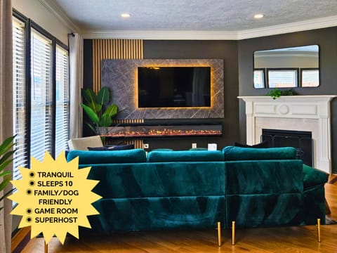 New Family Home Pet-Friendly Sleeps 10 4BR House in Lawrenceville