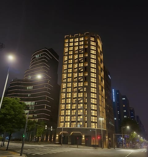 Property building, Night, City view