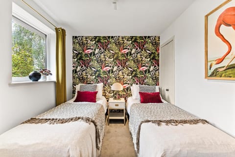 Sleek & Stylish House in Cambridge - Sleeps 6 House in Cambridge