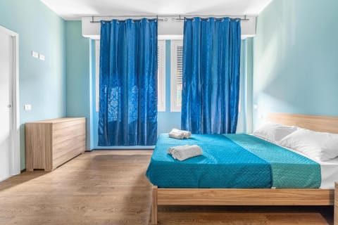 YUDO APPARTAMENTI new cozyflat free wifi e AC 7 min Rho fiera Apartment in Milan