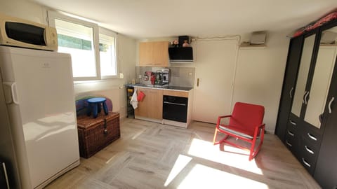 Studio indépendant tout équipé chez l'habitant Apartment in Centre-Val de Loire