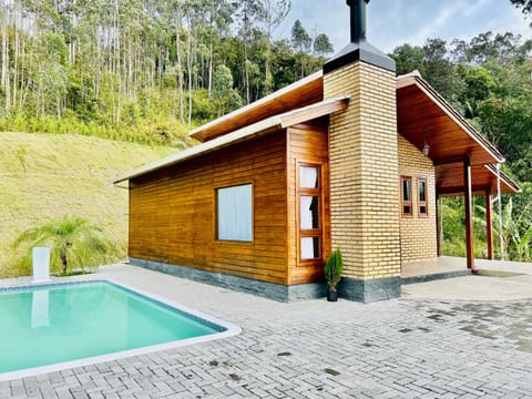 Day, Natural landscape, Swimming pool