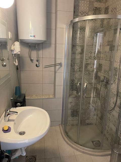 House Irena Bed and Breakfast in Budva