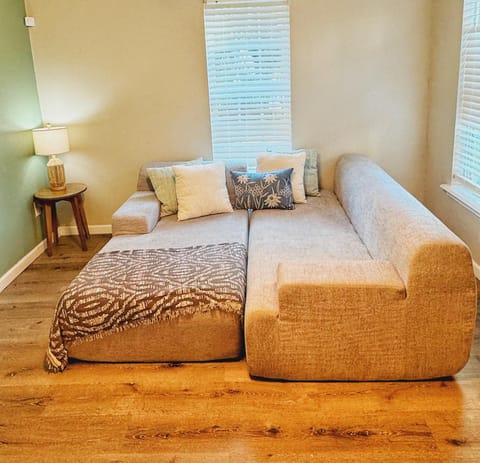 Downtown Fort Smith Apartment with Yard Pet Friendly Apartment in Fort Smith