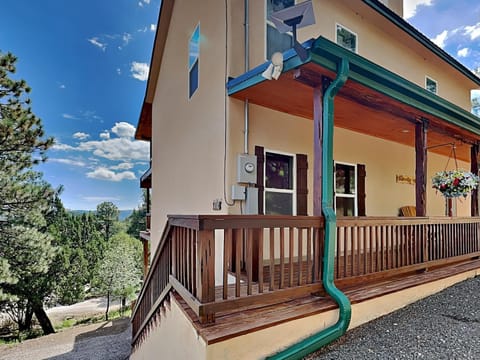 Sunrise Vista House in Ruidoso