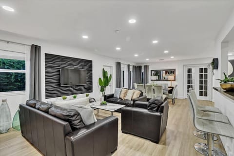 Casa Stella Tropical Pool Beach 8 min Villa in Hollywood