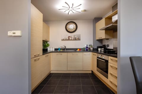 Coffee/tea facilities, Kitchen or kitchenette, dishwasher, pet friendly, stove, toaster, kitchen