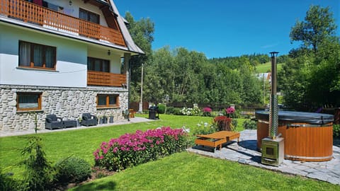 Property building, Garden, Garden, Garden view