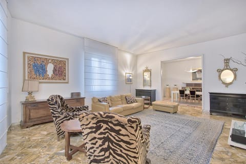 Easylife - Arezzo - Piazza Guido Monaco 1 Apartment in Arezzo