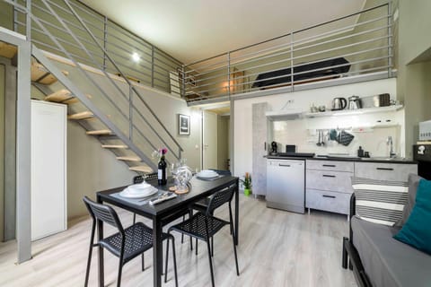 Kitchen or kitchenette, Living room, Dining area, stove