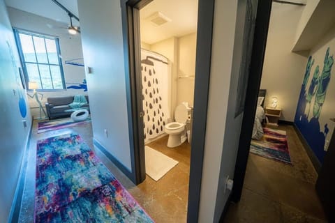 Modern King bed Apartment next to Brewery Apartment in Shenandoah Valley