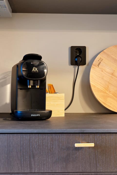 Coffee/tea facilities, Kitchen or kitchenette