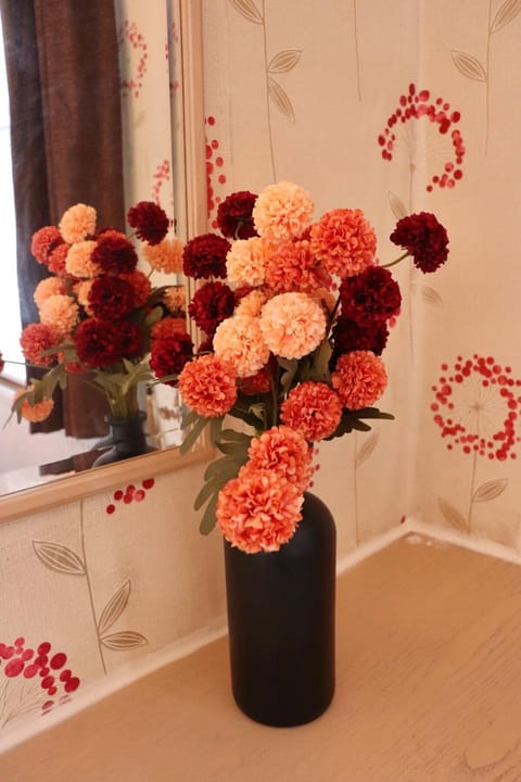 Blooming 2 bedroom Property Apartment in Leeds