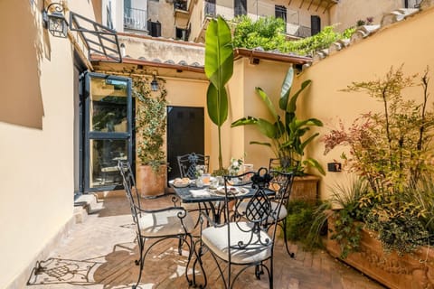 Property building, Patio, Spring, Day, Garden, View (from property/room), Balcony/Terrace, Dining area, Garden view
