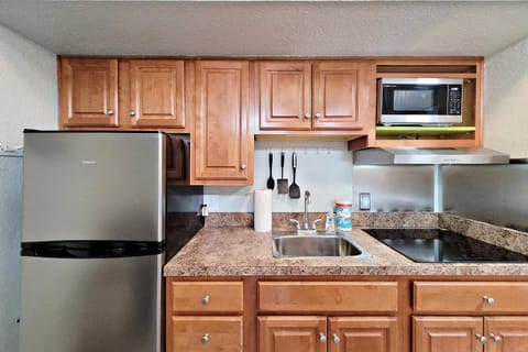 Pirates Cove Condo Unit #401 House in Halifax Estates