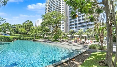 Garden, Swimming pool