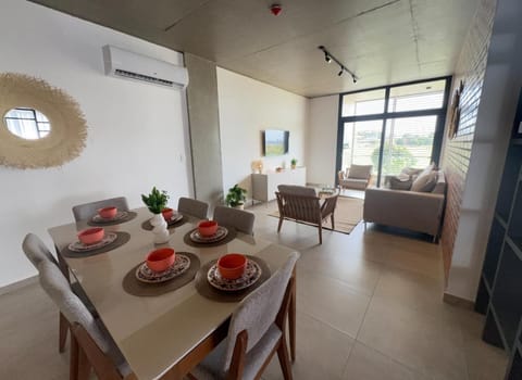 Living room, Dining area, air conditioner