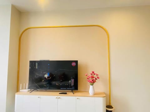 Communal lounge/ TV room, Communal lounge/ TV room, TV and multimedia, Evening entertainment