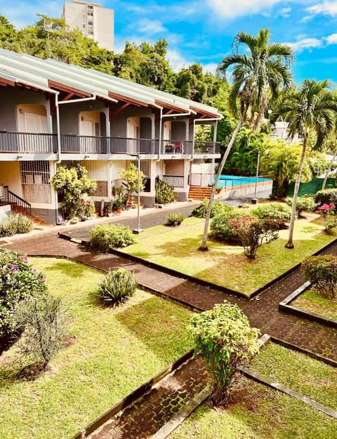 Ti Cozy Gosier Pool & Beach Apartment in Le Gosier