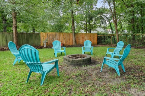 Natural landscape, Garden, Garden, Garden view, Garden view, fireplace