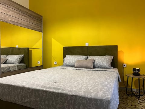 Bed, Bedroom, wardrobe