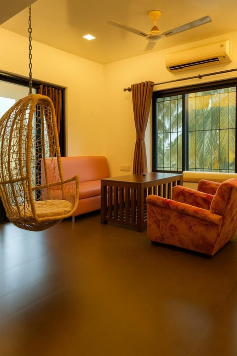 Living room, Seating area, air conditioner