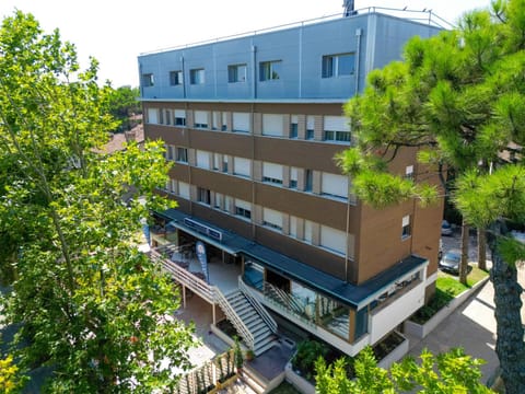 Property building, Street view