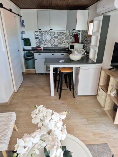 ines House in Toulon