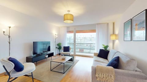 Neugasse 83-85 - Self Check In by Homenhancement Apartment in Zurich City