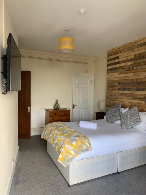 155 studio 6 - Uplands - Smart Tv Bed and Breakfast in Swansea