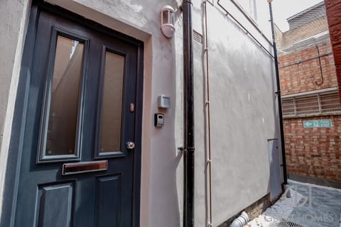 Guest Stays - Bridge Street Studio 1 Apartment in Evesham