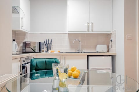 Guest Stays - Bridge Street Studio 1 Apartment in Evesham