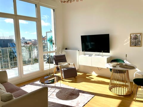 TV and multimedia, Living room