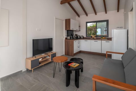 Villa Amazonie near new hospital private pool Villa in Les Abymes