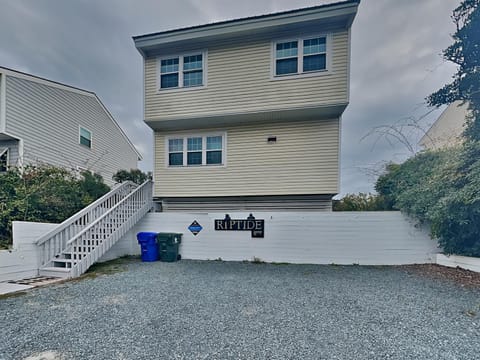 Riptide House in Surf City