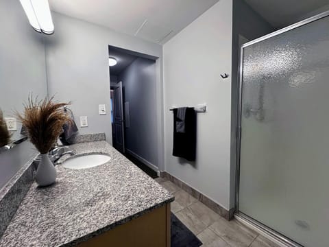 The Getaway On The Canal Apartment in Indianapolis