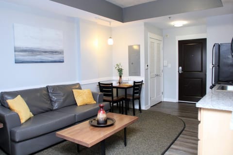 The Getaway On The Canal Apartment in Indianapolis