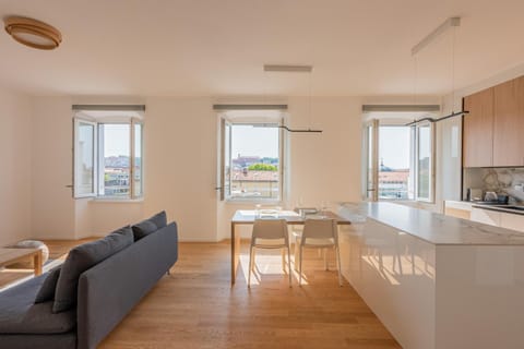 Kitchen or kitchenette, Living room, Dining area